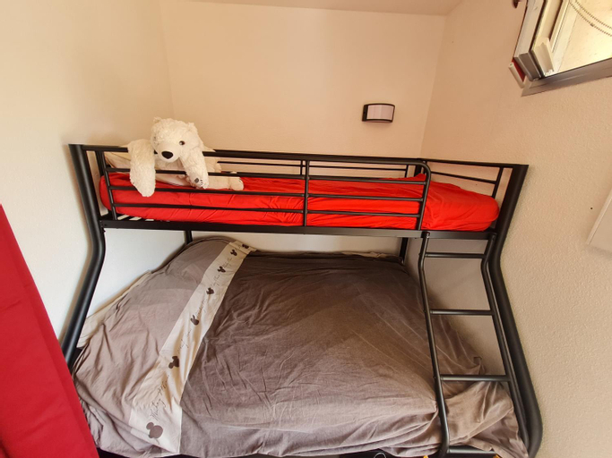 Bedroom 2, L HACIENDA - appartement 4 a 5 personnes proche plage et port - Parking, Pyrénées-Orientales
