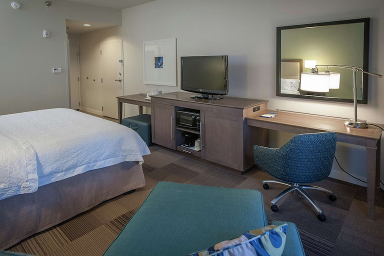Bedroom 3, Hampton Inn & Suites New Orleans-Elmwood/Clearview Parkway Area, Jefferson