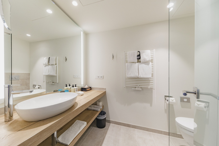Bathroom 5, Arborea Marina Resort Neustadt, Ostholstein