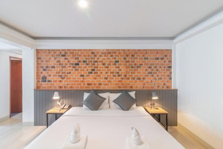 Bedroom 23