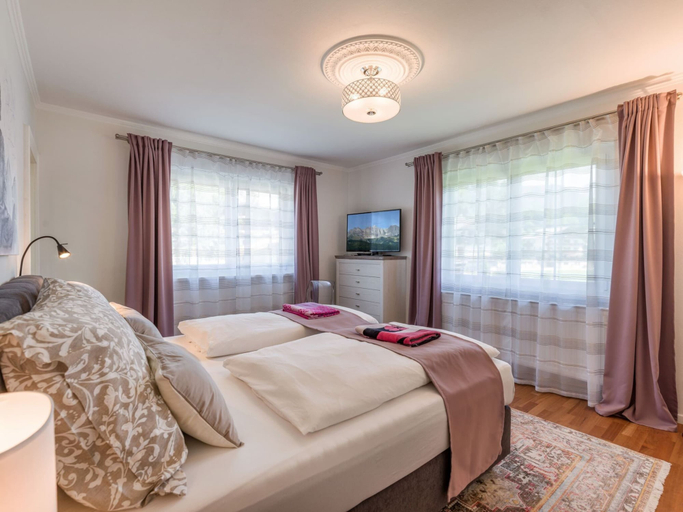 Bedroom 3, Holiday Flat in the Centre of Soll With Pool, Kufstein