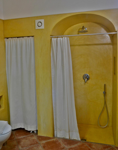 Bathroom 3, Pantelleriarelax, Trapani