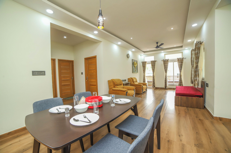 Dining Room 7