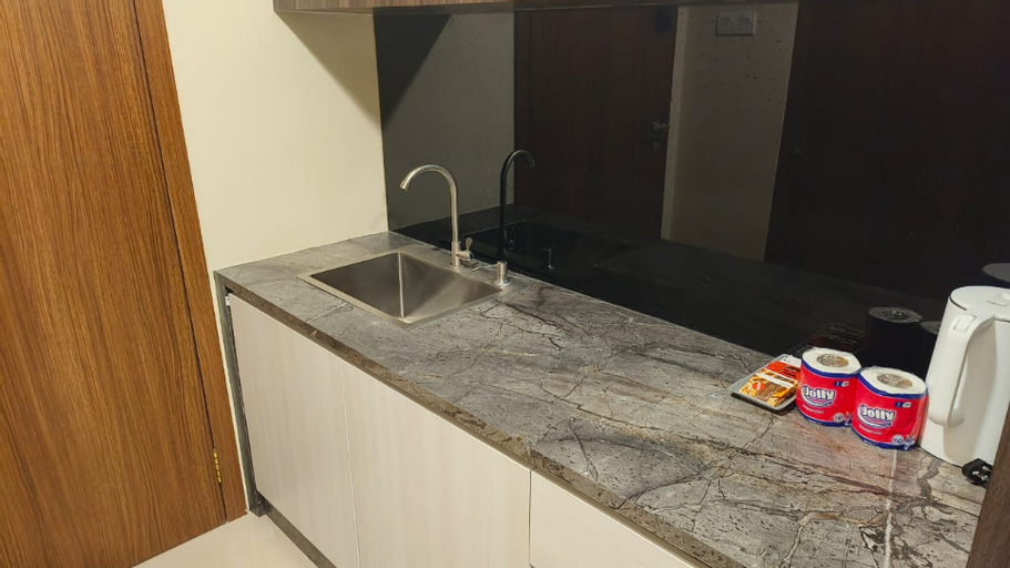 Dining Room 7
