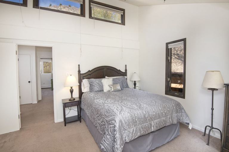 Bedroom 3, West Vail Riverfront Lodging, Colorado, Eagle