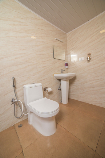 Bathroom 3, Wattle Grove Resort, The Nilgiris