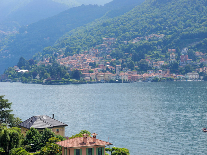 Lake view 2, Up & Up, Como