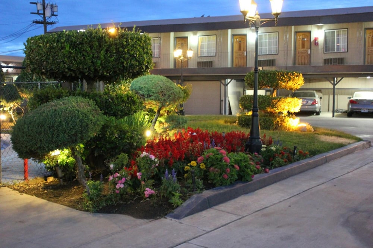 Exterior & Views, Best Budget Inn, Fresno