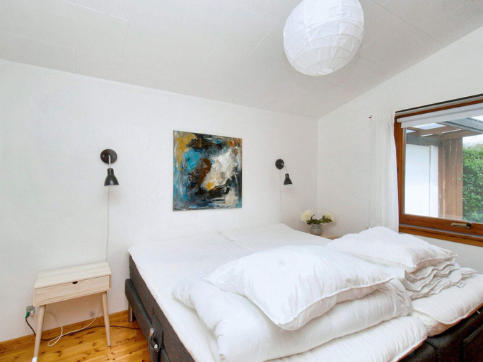 Bedroom 2, 6 Person Holiday Home in Dronningmolle, Gribskov