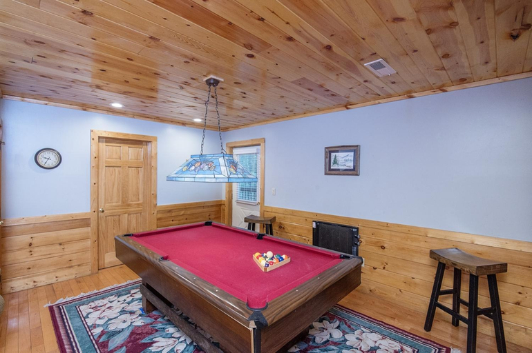 Others 5, ER223 - Young's Hideaway cabin, Sevier