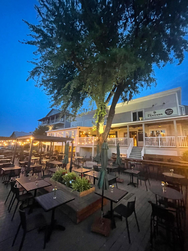 Food & Drinks 3, Auberge des Cantons, Memphrémagog