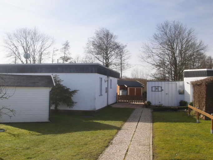 Exterior 4, Holiday Home Hermann, Wesermarsch