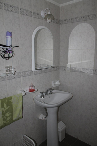 Bathroom, Los Teros, Futaleufú