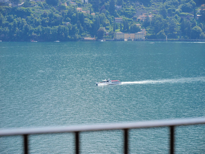 Lake view 3, Up & Up, Como