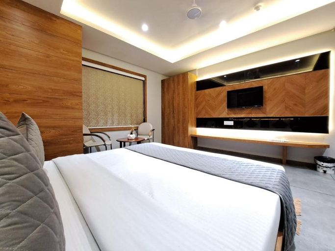 Bedroom 2, HOTEL OM, Gir Somnath