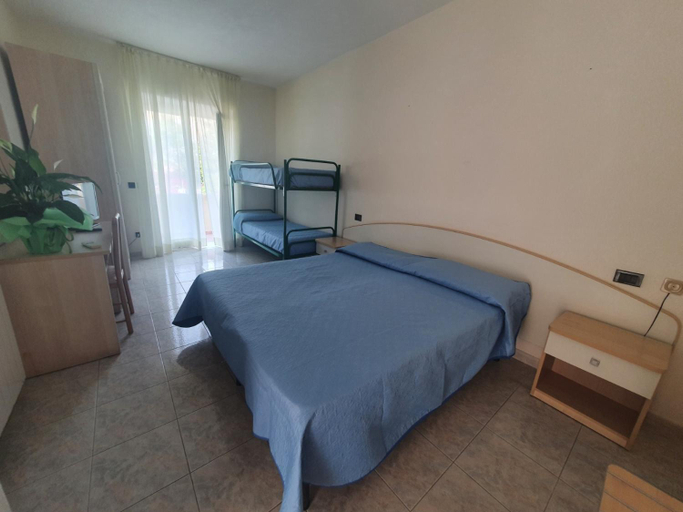 Others 2, Relais Villa agave, Napoli