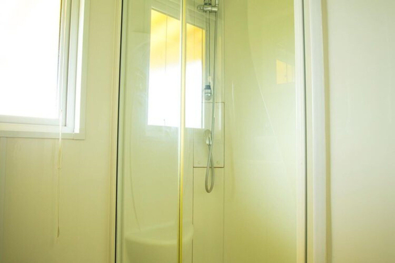 Bathroom 3, Apartment in Utrecht near Historic Windmill, Tilburg