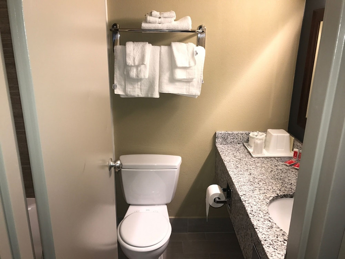 Bathroom 3, Framingham Inn, Middlesex
