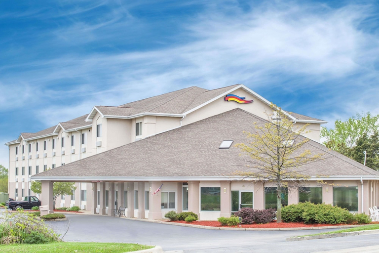 Exterior & Views, City Express By Marriott Freeport, Stephenson