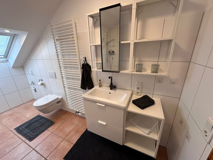 Bathroom 5, Shared Holiday in two Separate Flats, Hochsauerlandkreis