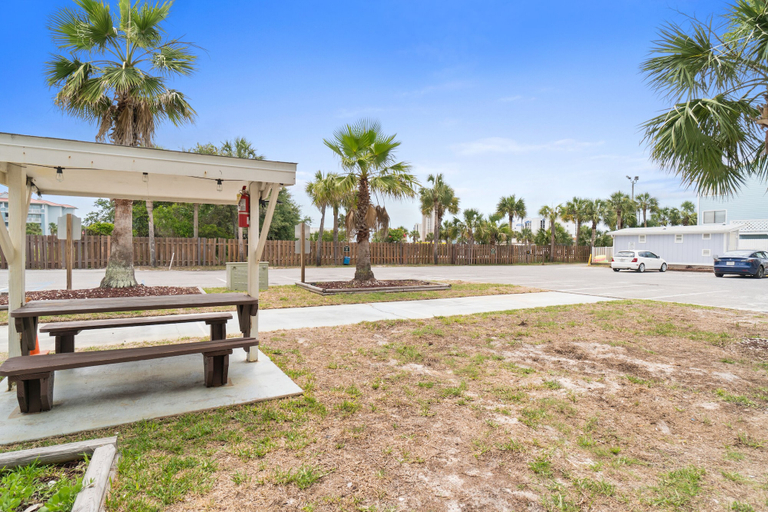 Others 5, Sand Castle West by Panhandle Getaways, Bay