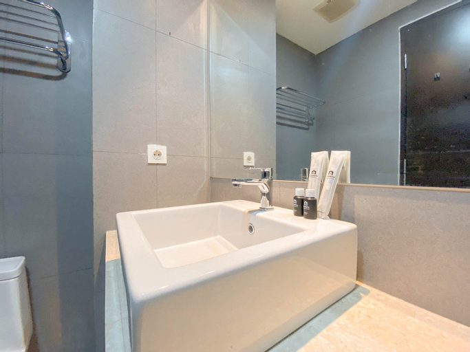 Bedroom 5, Comfort Living Studio at Patraland Amarta Apartment By Travelio, Sleman