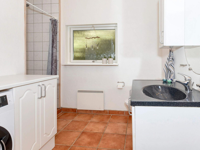 Private kitchen 5, 4 Star Holiday Home in Spottrup, Skive