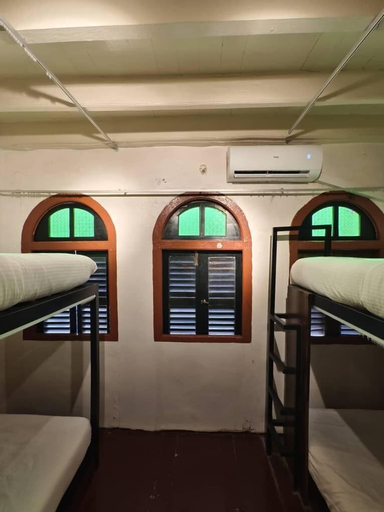 Bedroom 24