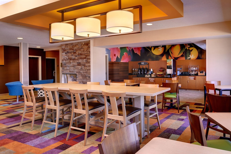Food & Drinks 4, Fairfield Inn and Suites by Marriott Frankenmuth, Saginaw