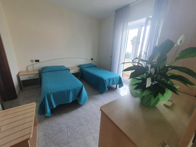 Others 4, Relais Villa agave, Napoli