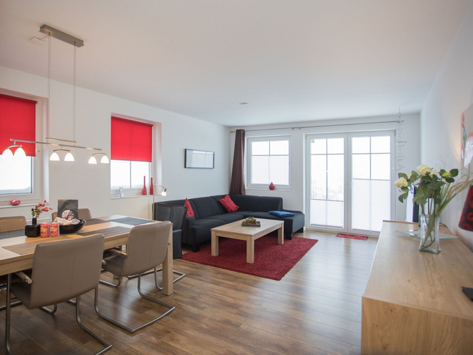 Living room 3, Bright Flat in Neuastenberg With Terrace, Hochsauerlandkreis