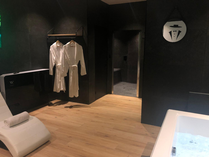 Bedroom 2, Appart-hotel de standing avec jacuzzi privatisable en option, Dordogne
