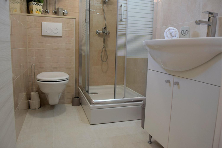 Bathroom 3, Apartments Kampor, Lopar/Supetarska Draga