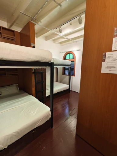 Bedroom 23
