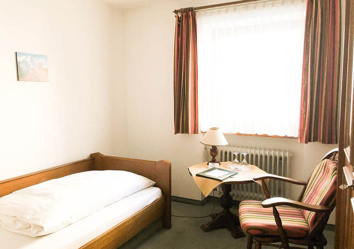 Bedroom 2, Hotel Vier Jahreszeiten Berchtesgaden, Berchtesgadener Land