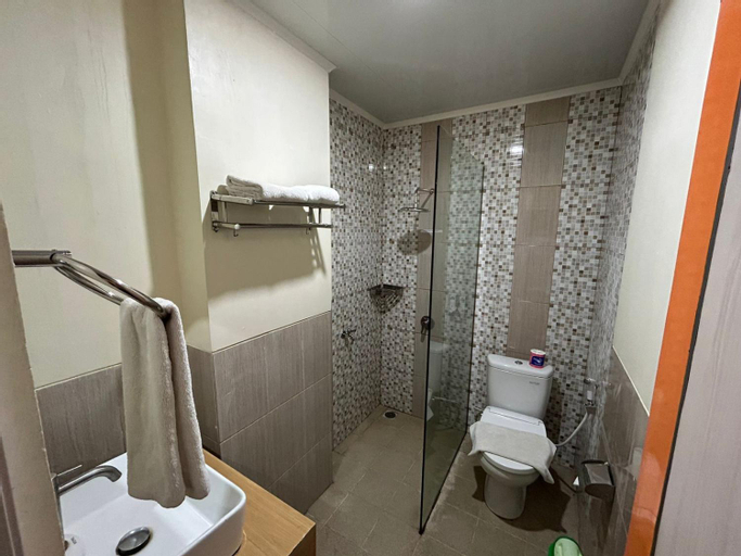 Bathroom 4