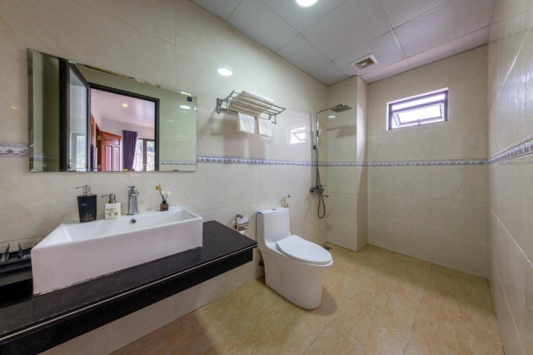 Bathroom 3, Cat Ba Xanh Spring Garden Hotel, Cát Hải