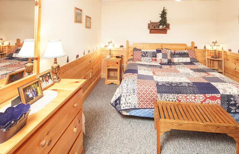 Others 2, ER223 - Young's Hideaway cabin, Sevier