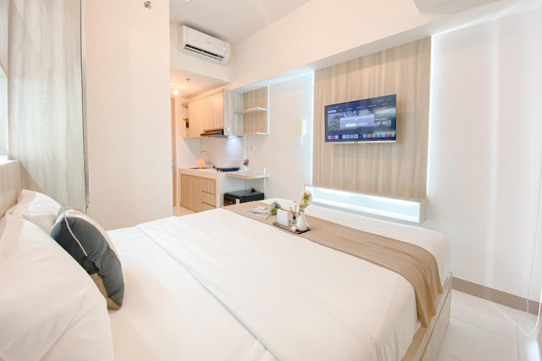Bedroom 3, Simply Studio Apartment at Tokyo Riverside PIK 2 By Travelio, Tangerang