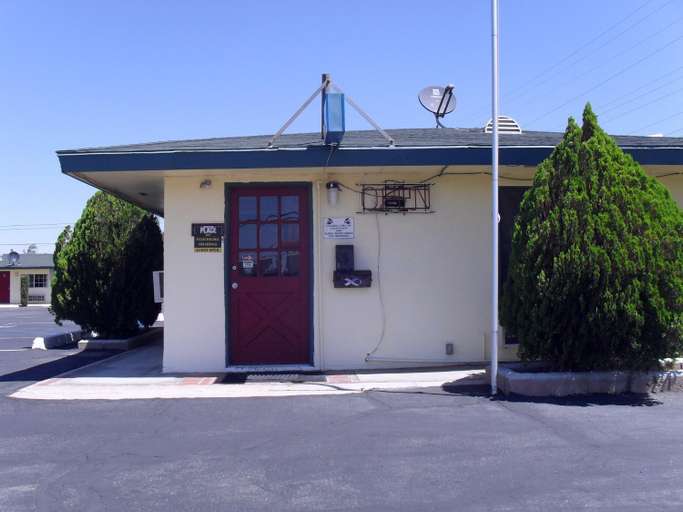 Others 5, Budget Inn of Boron, Kern
