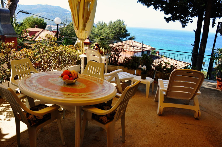 Others 5, Villa Laura Sea View Apartments, Salerno