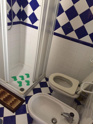 Others 4, B&B Baldari, Taranto