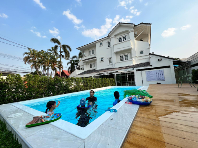 Swimming Pool 12