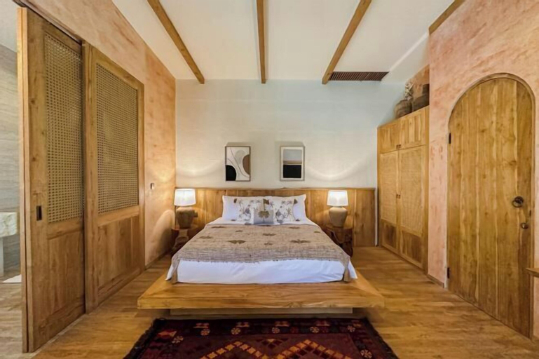 Bedroom 28