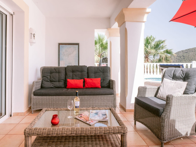 Balcony 2, Luxurious, Detached Villa With Swimming Pool 10 Persons, Baleares