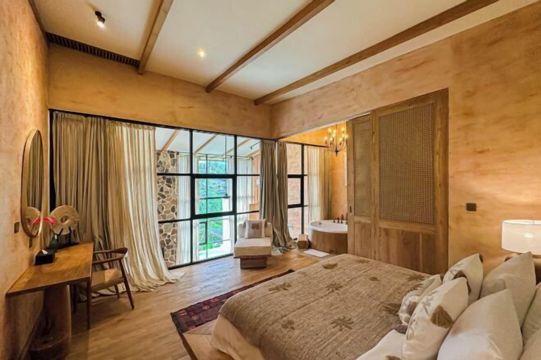 Bedroom 30