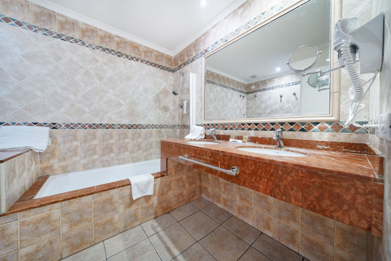 Bathroom 4, Bull Vital Suites & Spa Boutique Hotel - Only Adults, Las Palmas