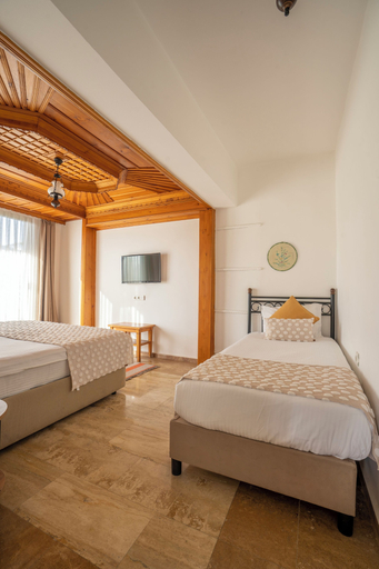 Bedroom 2, Villa Marine Hotel, Ula
