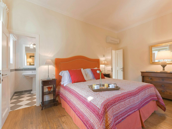 Room 3, Belvilla by OYO Villa Arnia, Florence
