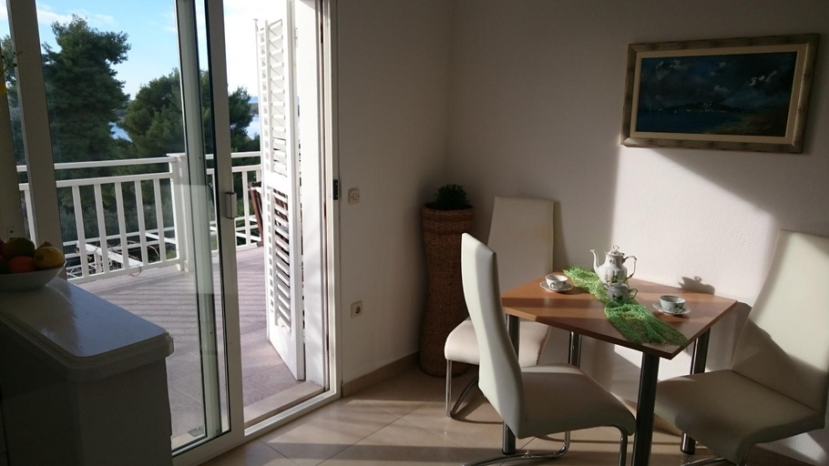 Others 4, Apartments Mare, Hvar